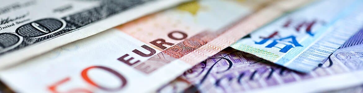 Bank notes of different currencies
